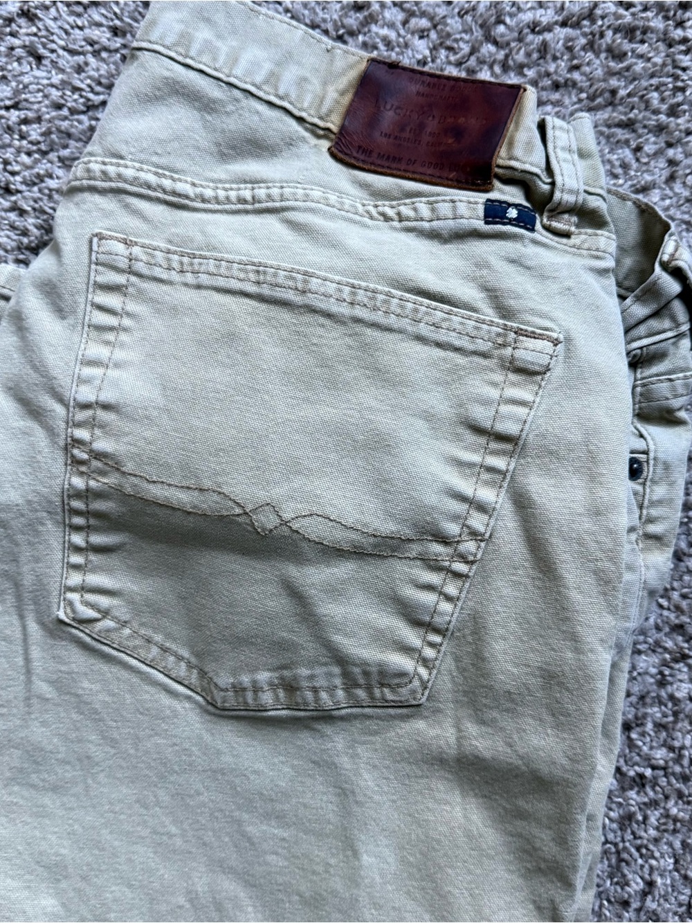 Lucky Brand 363 Straight Khaki Tan Jeans 38 x 31